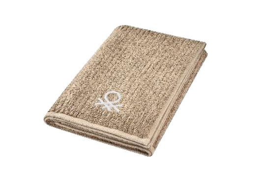 UCB 1N BATH TOWEL image 0